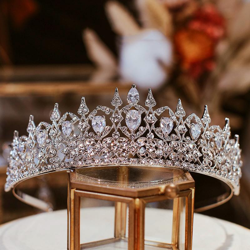 Tiara Terminology from A-Z