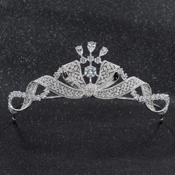 Belle Époque Bow Knot Diamond and Platinum Aigrette Tiara, Circa 1915 - The Royal Look For Less
