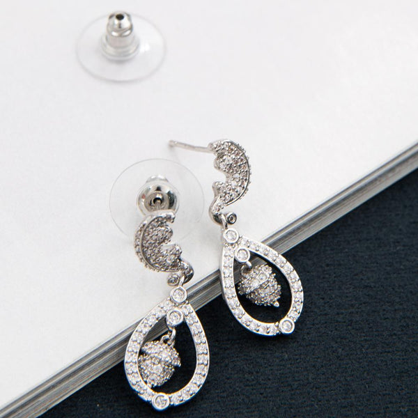 Robinson Pelham  Kate Middletons Diamond Earrings  British Vogue   British Vogue